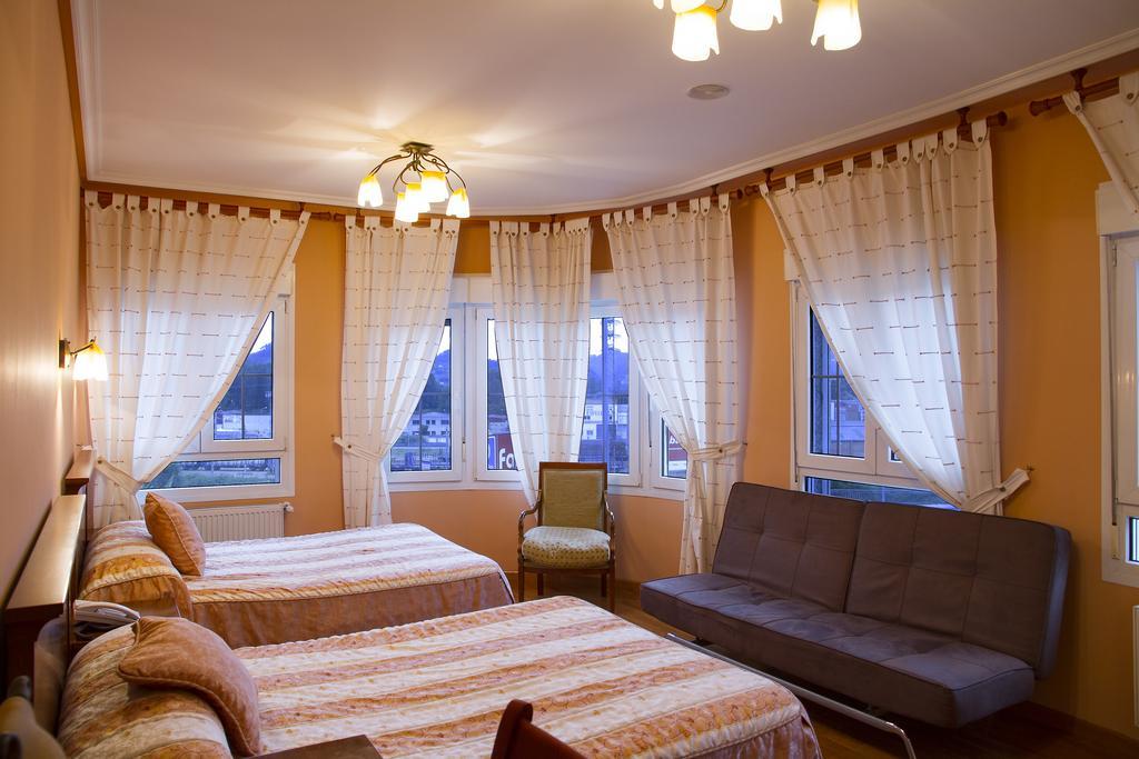 Hotel Los 14 Правія Екстер'єр фото